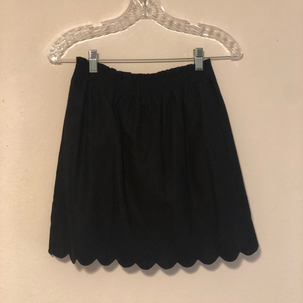 Black JCrew Scalloped skirt - Pockets